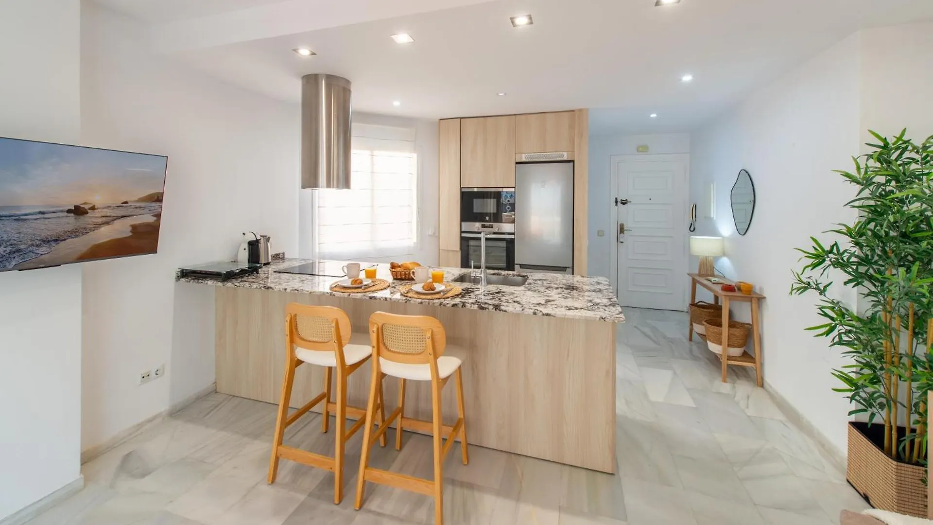 Penthouse With Terrace In Marbella- Costa Del Sol Daire